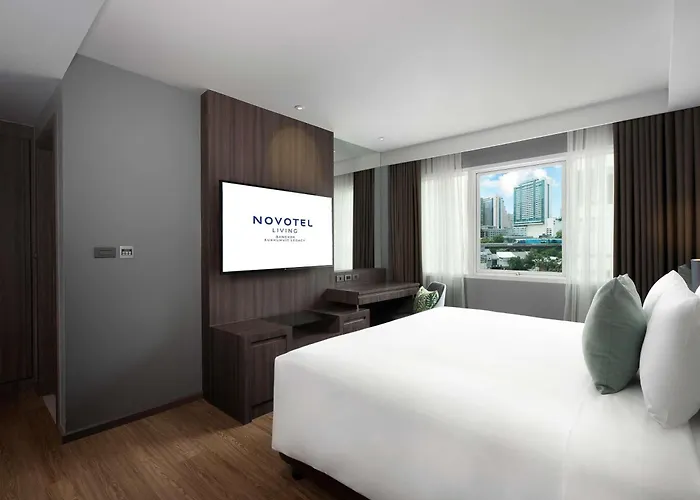 Hotel Novotel Living Sukhumvit Legacy 4*